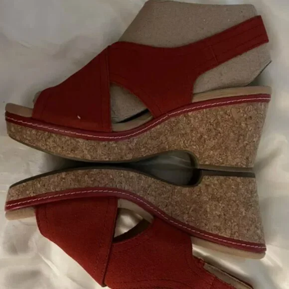 Clarks Collection Women's Shoe Sz 9 W(US Women's) Leather Wedge Red Giselle Cove - Picture 4 of 5